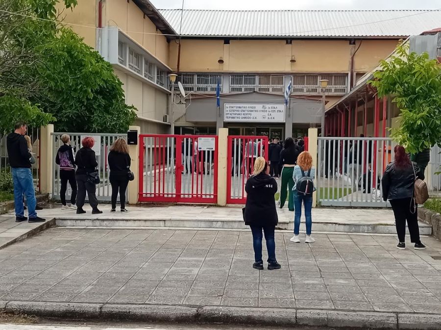 Καρδίτσα: Με Νέα Ελληνικά ξεκίνησαν οι Πανελλήνιες για τους υποψηφίους των ΕΠΑΛ