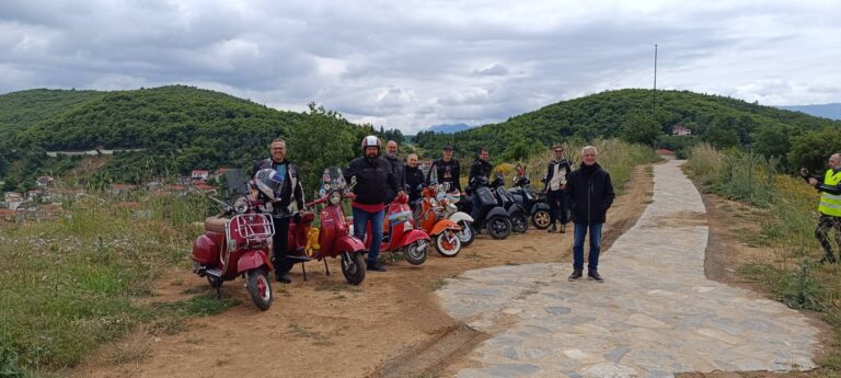 120 φίλοι της vespa στη Λίμνη Πλαστήρα (φωτο+βίντεο)