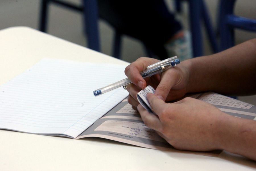 Καρδίτσα: Χωρίς προβλήματα και με την ίδια συμμετοχή η δεύτερη μέρα πανελλαδικών εξετάσεων στα ΓΕΛ