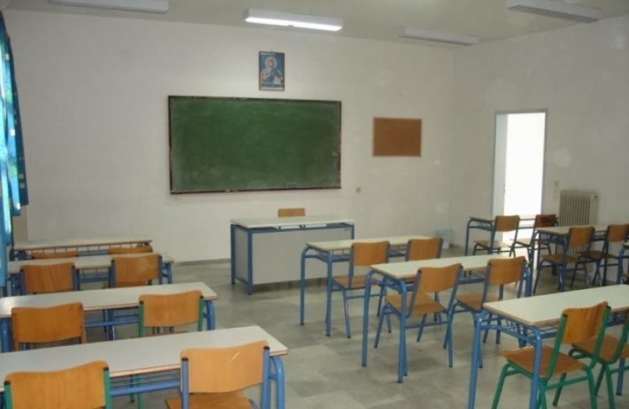 Στην Άλγεβρα εξετάζονται οι υποψήφιοι των ΕΠΑΛ - Τα θέματα που κλήθηκαν να απαντήσουν