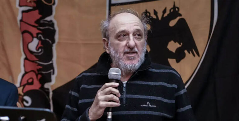 Πέθανε ο εμβληματικός οπαδός της ΑΕΚ Δημήτρης Χατζηχρήστος