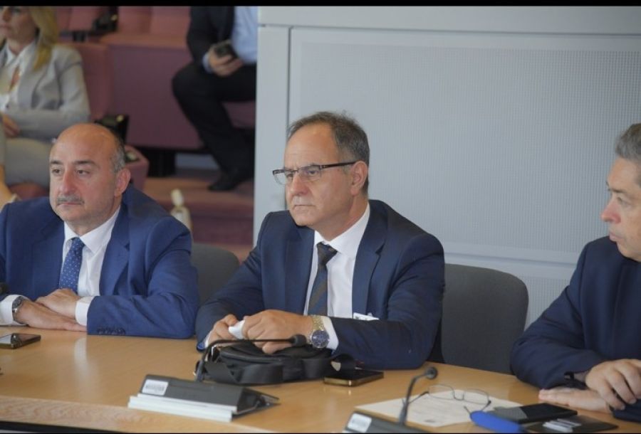 Στις Βρυξέλλες με την Κ.Ε.Δ.Ε. ο Β. Τσιάκος