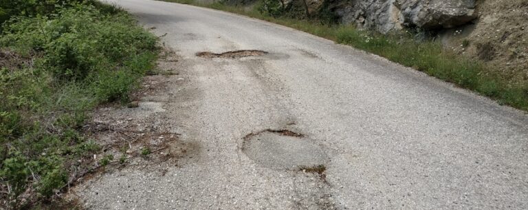 Παράταση 6 μηνών για το έργο βελτίωσης  οδικής ασφάλειας Π.Ε. Καρδίτσας