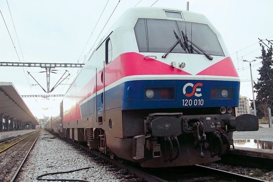 Αμαξοστοιχία παρέσυρε κοπάδι ζώων κοντά στην Αλίαρτο - Καλά στην υγεία τους όλοι οι επιβαίνοντες