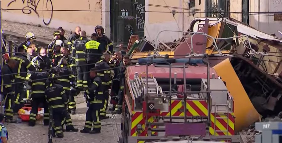 Λισαβόνα: Στους 17 οι νεκροί και 21 τραυματίες από το δυστύχημα στο τελεφερίκ