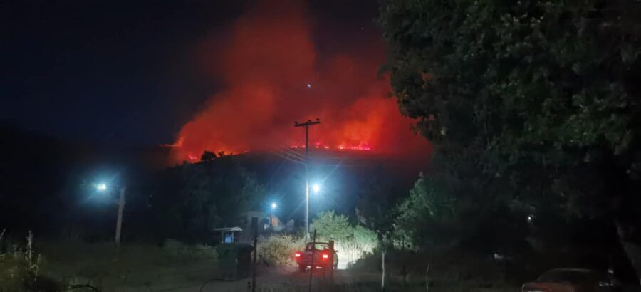 Πυρκαγιά στο όρος Κασιδιάρης στα Φάρσαλα