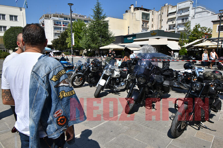 “Σείστηκε” η Καρδίτσα από την απόβαση των ...Χαρλεάδων (φωτό&βίντεο)