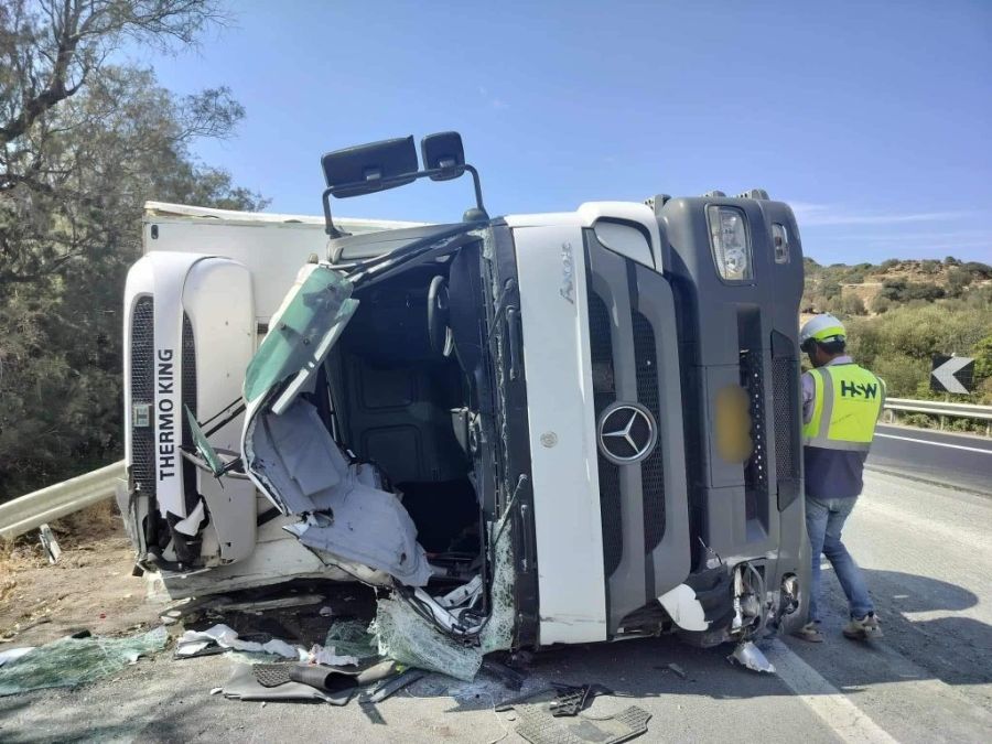 Ηράκλειο: Δυστύχημα στον ΒΟΑΚ με θύμα 17χρονο οδηγό νταλίκας