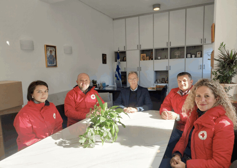 Συνάντηση του Διοικητή του Νοσοκομείου Καρδίτσας με τον Ερυθρό Σταυρό