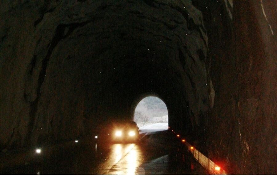 Αργιθέα: Πρόβλημα στις γαλαρίες στη γέφυρα Κοράκου από πέτρες και χώματα - 100 χιλιοστά βροχή ήδη στην Οξυά