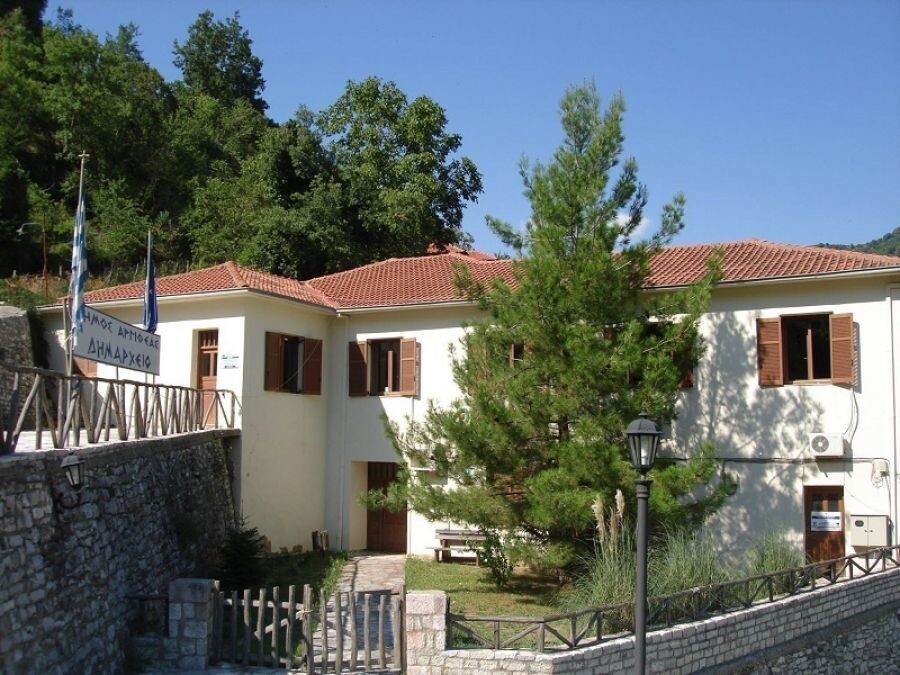 Τα τεχνικά προβλήματα δυσκόλεψαν την συνεδρίαση του Δ.Σ. Αργιθέας - Διαβούλευση για τα Τοπικά Πολεοδομικά στις 9/12