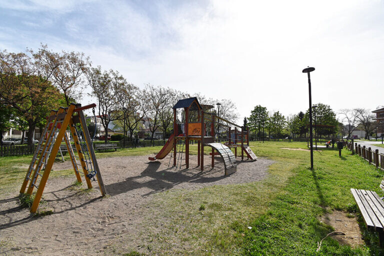 Δήμος Καρδίτσας: Εντάχθηκε το έργο αποκατάστασης έξι παιδικών χαρών και του κοιμητηρίου