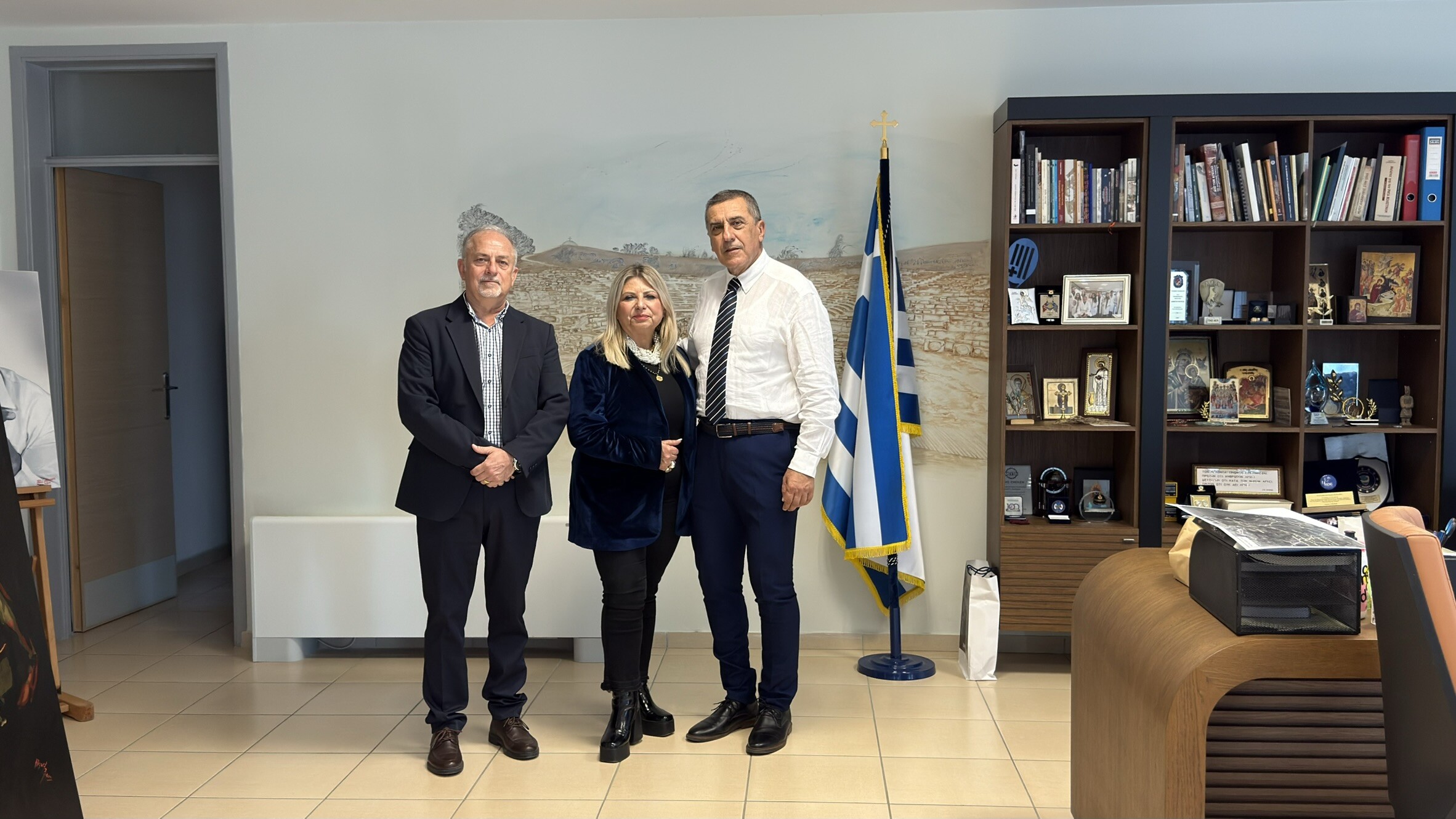 Συνάντηση Κουρέτα με τη Διευθύντρια Δευτεροβάθμιας Εκπαίδευσης Καρδίτσας Ελ. Ξυνοπούλου