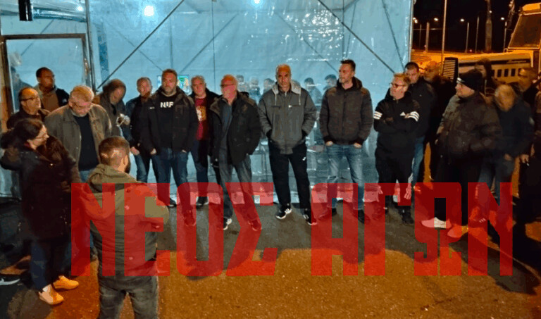 Σύσκεψη στο μπλόκο του Ε-65 (φωτο & βιντεο), «καρδιά» των πανελλαδικών κινητοποιήσεων τα μεγάλα μπλόκα σε Καρδίτσα και Λάρισα