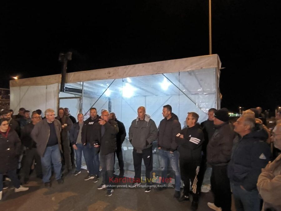 Κ. Τζέλλας: Οι τίμιοι αγρότες είναι εδώ, στον κόμβο του Ε-65. Ενισχύεται το μπλόκο με τρακτέρ (+Φωτο +Βίντεο)