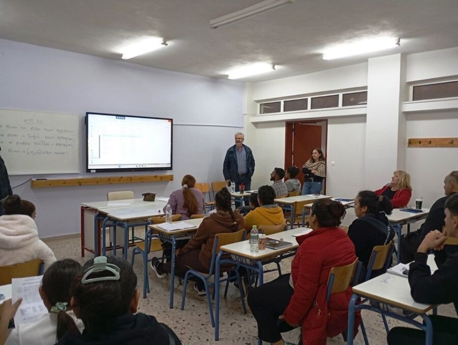 Επίσκεψη Δημάρχου Σοφάδων κ. Δημοσθένη Κατσή στο Παράρτημα Σοφάδων του ΣΔΕ Καρδίτσας