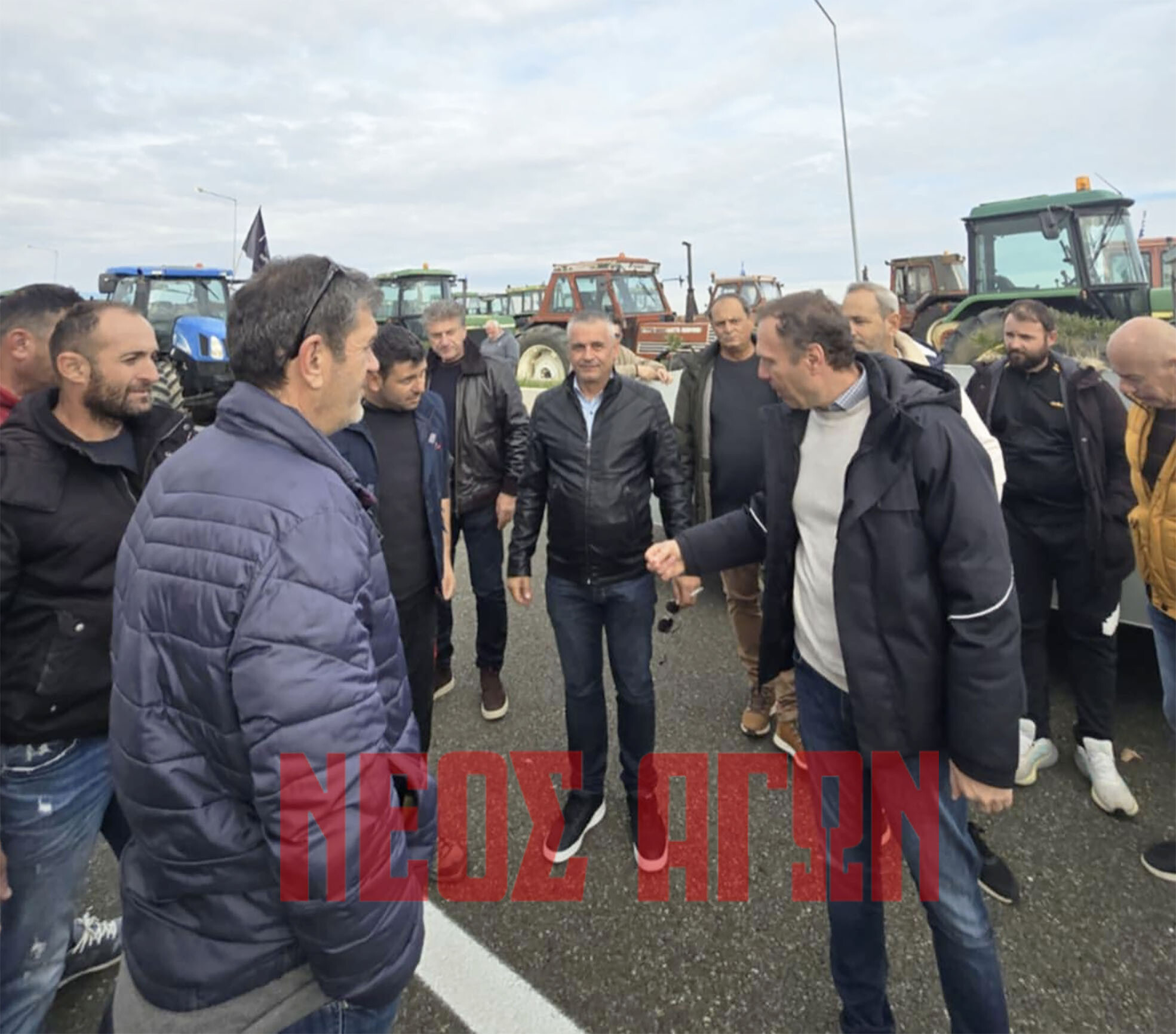 Στο μπλόκο του Ε-65 ο Δήμαρχος Παλαμά - «χωρίς αγρότες - κτηνοτρόφους δεν υπάρχει Δήμος Παλαμά»(ΦΩΤΟ)