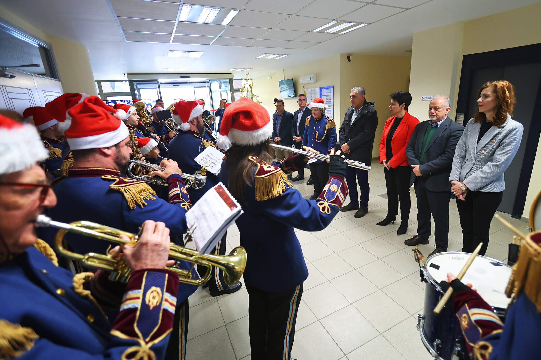 Κάλαντα και ευχές για την νέα χρονιά  στον Περιφερειάρχη Θεσσαλίας Δημήτρη Κουρέτα