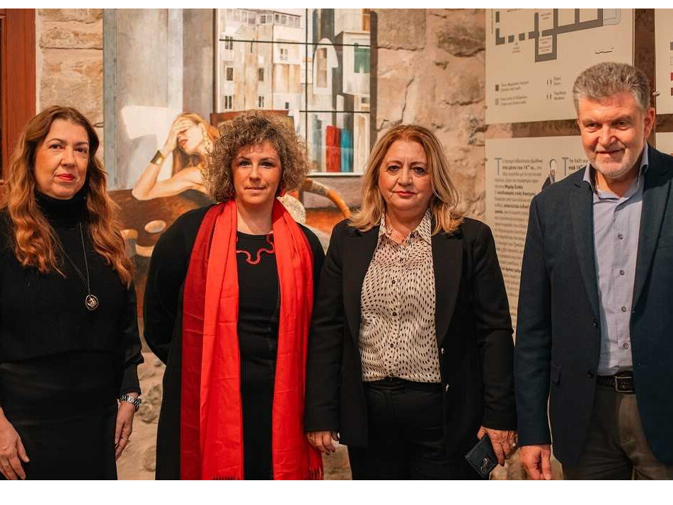 Ένας δημιουργικός διάλογος Τέχνης και Επιστήμης στο Καφέ της Επιστήμης της Περιφέρειας Θεσσαλίας στα Τρίκαλα.