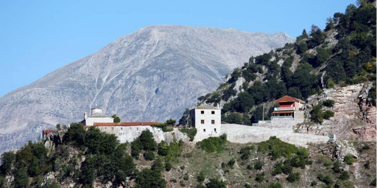 Υπογράφτηκε η σύμβαση για τις μελέτες του «Μονοπατιού των Προσκυνητών»