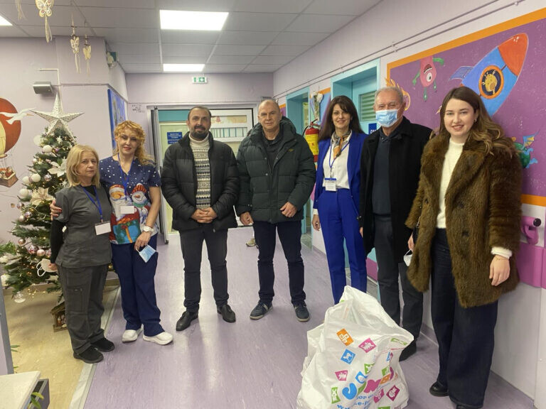 Επίσκεψη της Ένωσης Αγραφιώτικων  Χωριών στην παιδιατρική κλινική