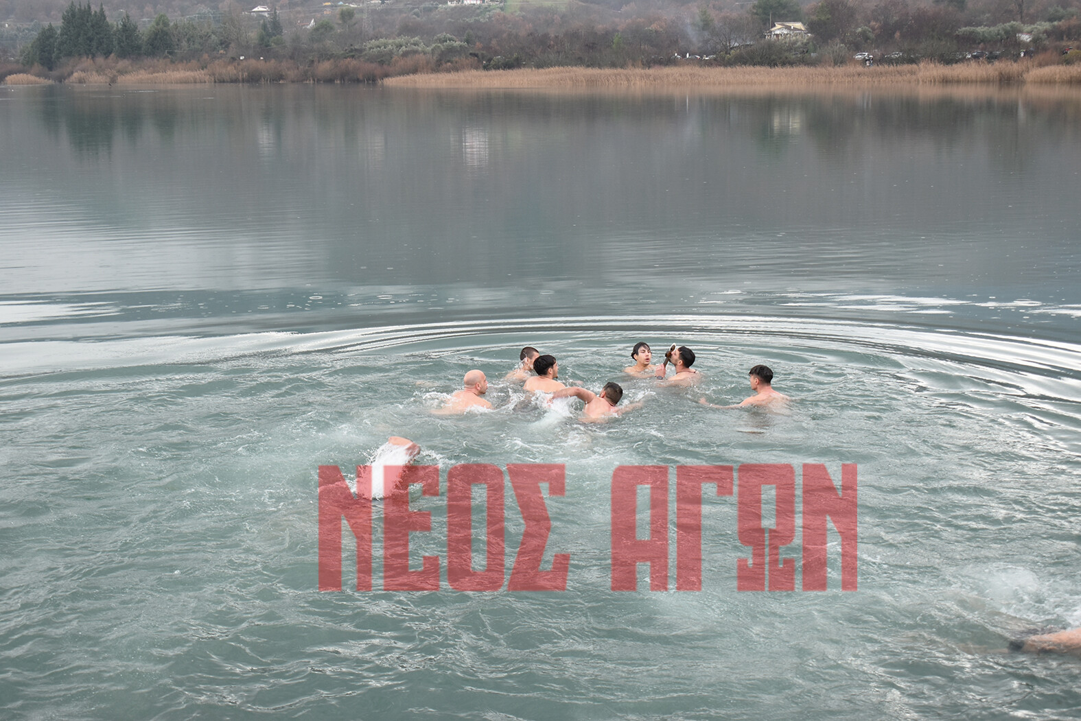 Λαμπρός ο εορτασμός των Αγίων Θεοφανείων στην Καρδίτσα (φωτο + βίντεο)