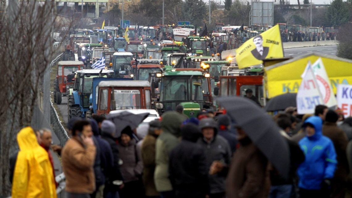 Αγρότες: Ανοίγουν στις 19:00 και τα δύο ρεύματα κυκλοφορίας στα Μάλγαρα
