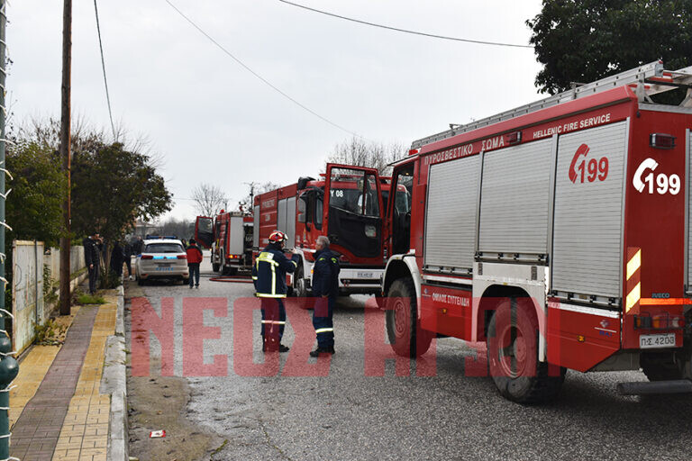 Ζημιές από φωτιά σε οικία στα Καλυβάκια του Δήμου Παλαμά