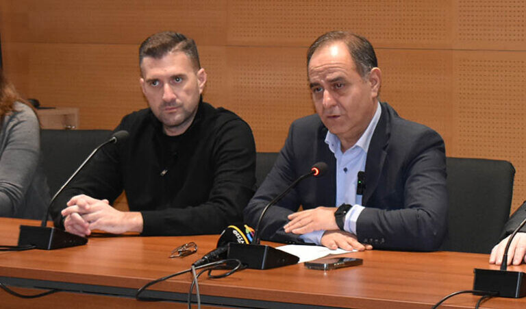 O Δήμαρχος Βασίλης Τσιάκος στο Ράδιο Θεσσαλία 96