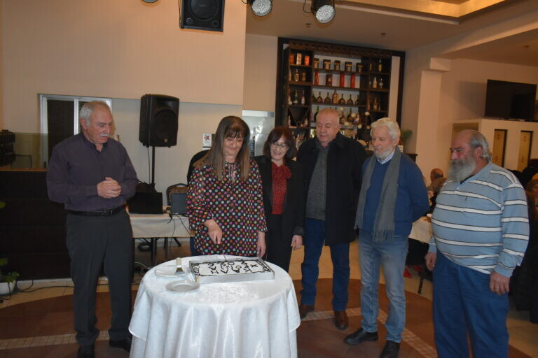 Κέφι και διασκέδαση στον ετήσιο χορό των συνταξιούχων του ΙΚΑ