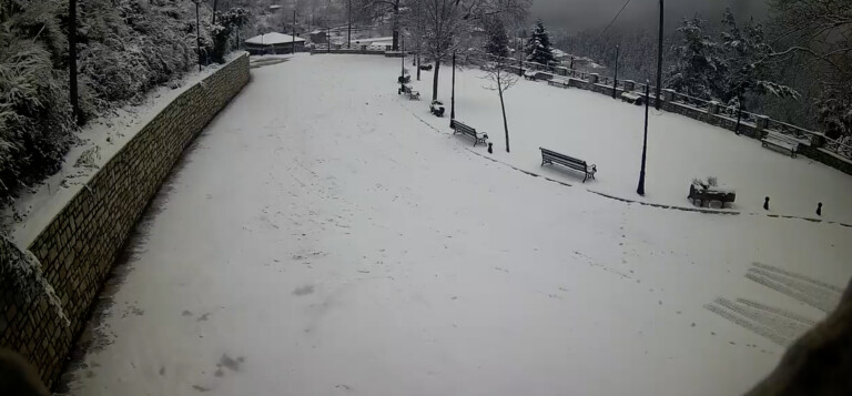 Σε «κόκκινο συναγερμό» η Θεσσαλία και άλλες  τέσσερις Περιφέρειες για την κακοκαιρία