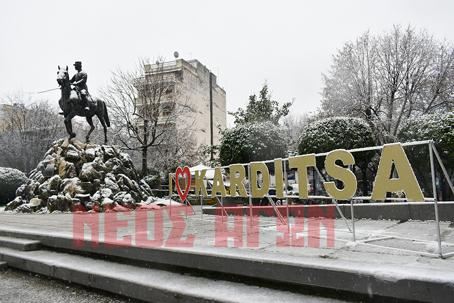 Ομορφες εικόνες στην Καρδίτσα μετά τον χιονιά (ΦΩΤΟ + ΒΙΝΤΕΟ)