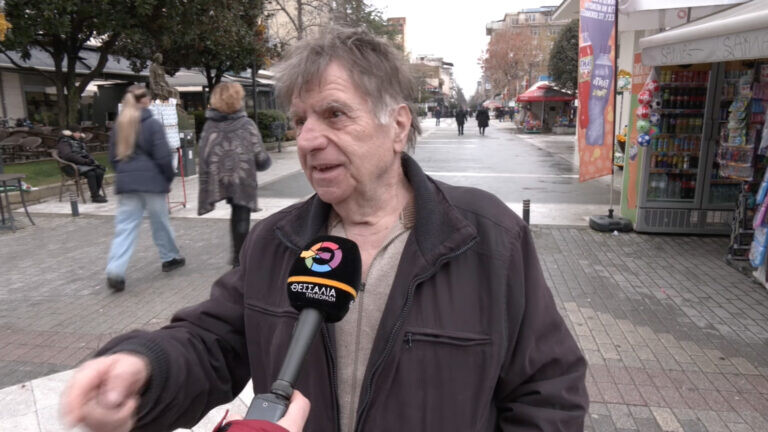 Θέμα ημέρας : Οι αγρότες αποχωρούν από τα μπλόκα; Έδωσε η κυβέρνηση λύση στα προβλήματά τους;