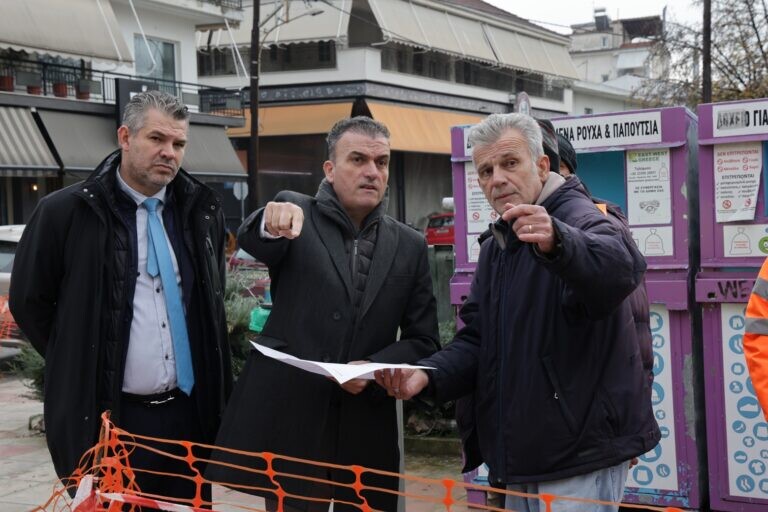 Δήμος Λαρισαίων: Φανάρια στη συμβολή των οδών Καραολή-Δημητρίου και 1ης Μεραρχίας στη Νεάπολη