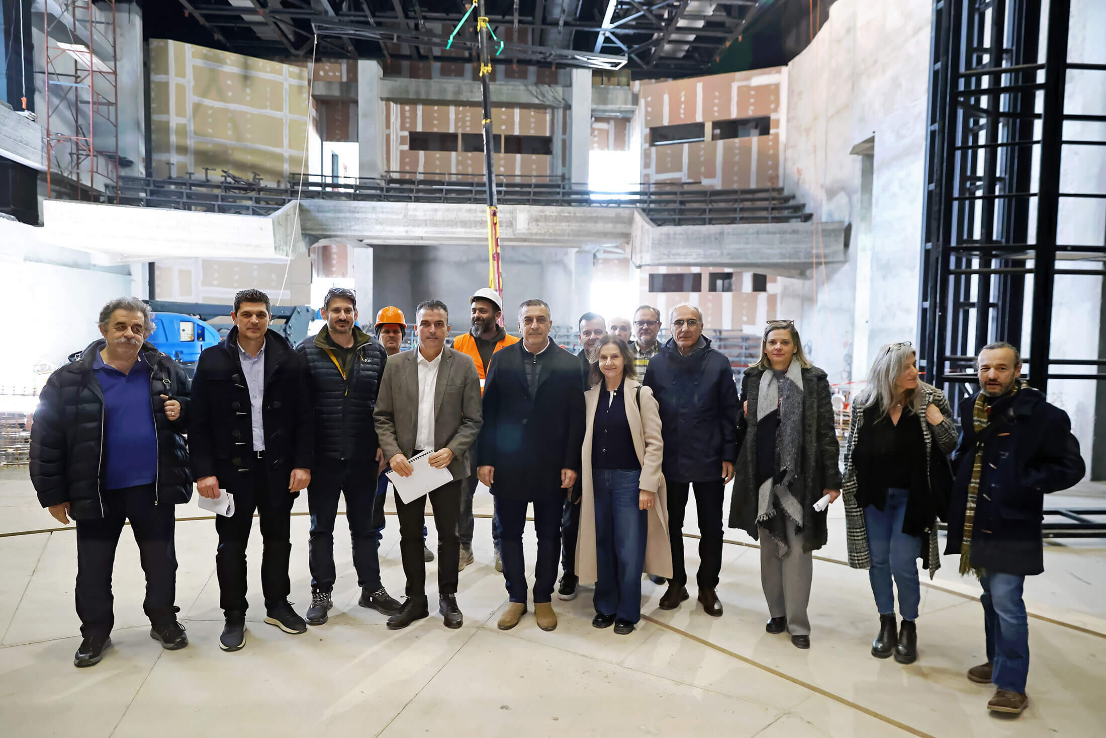 Με ικανοποιητικούς ρυθμούς οι εργασίες στο Θέατρο ΟΥΗΛ Αυτοψία Περιφερειάρχη Θεσσαλίας Δημ. Κουρέτα & Δημάρχου Λαρισαίων Θαν. Μαμάκου