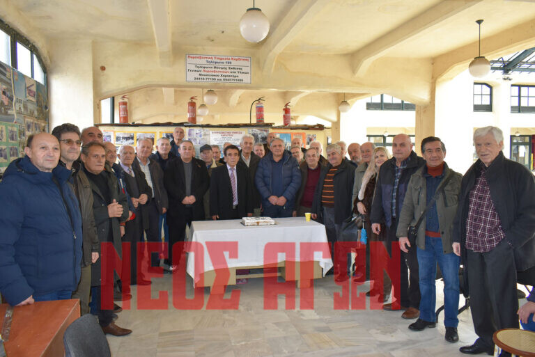 Έκοψαν την πίτα τους οι συνταξιούχοι πυροσβέστες (ΦΩΤΟ & ΒΙΝΤΕΟ)