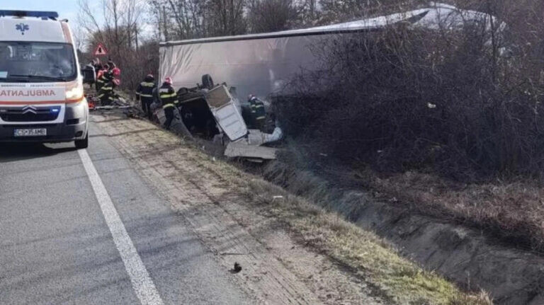 Νέα τραγωδία στον «δρόμο του θανάτου» στη Ρουμανία: Τρεις νεκροί σε τροχαίο κοντά στο σημείο που σκοτώθηκαν οι οπαδοί του ΠΑΟΚ