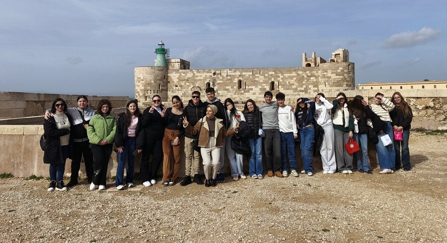 7ο Γυμνάσιο Καρδίτσας: Εκπαιδευτική μετακίνηση στις Συρακούσες