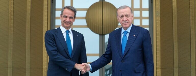 Σήμερα η νέα συνάντηση Μητσοτάκη-Ερντογάν: Στην Άγκυρα με 10 υπουργούς, η ατζέντα και οι συμφωνίες