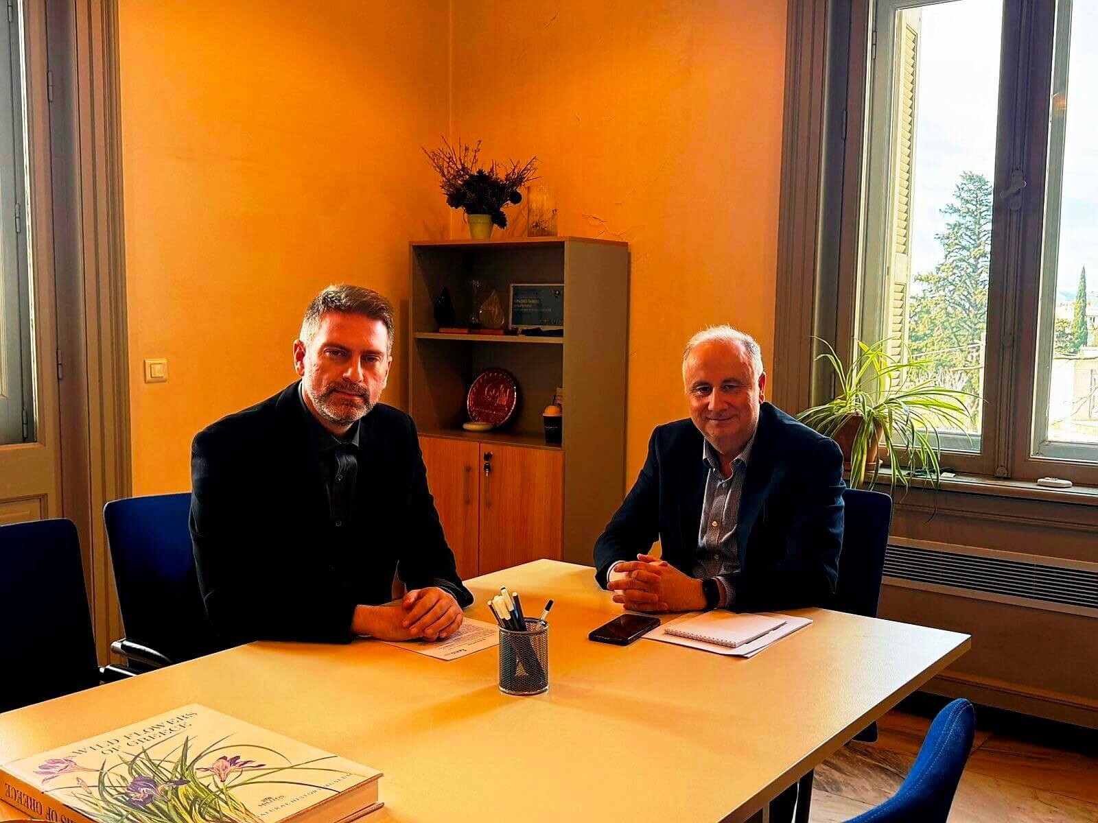 Στρατηγική συνάντηση Α. Στεργίου με Ι. Ανδρουλάκη στο «Πράσινο Ταμείο» Νέες ευκαιρίες για έργα πρότυπης περιβαλλοντικής τοπικής ανάπτυξης!