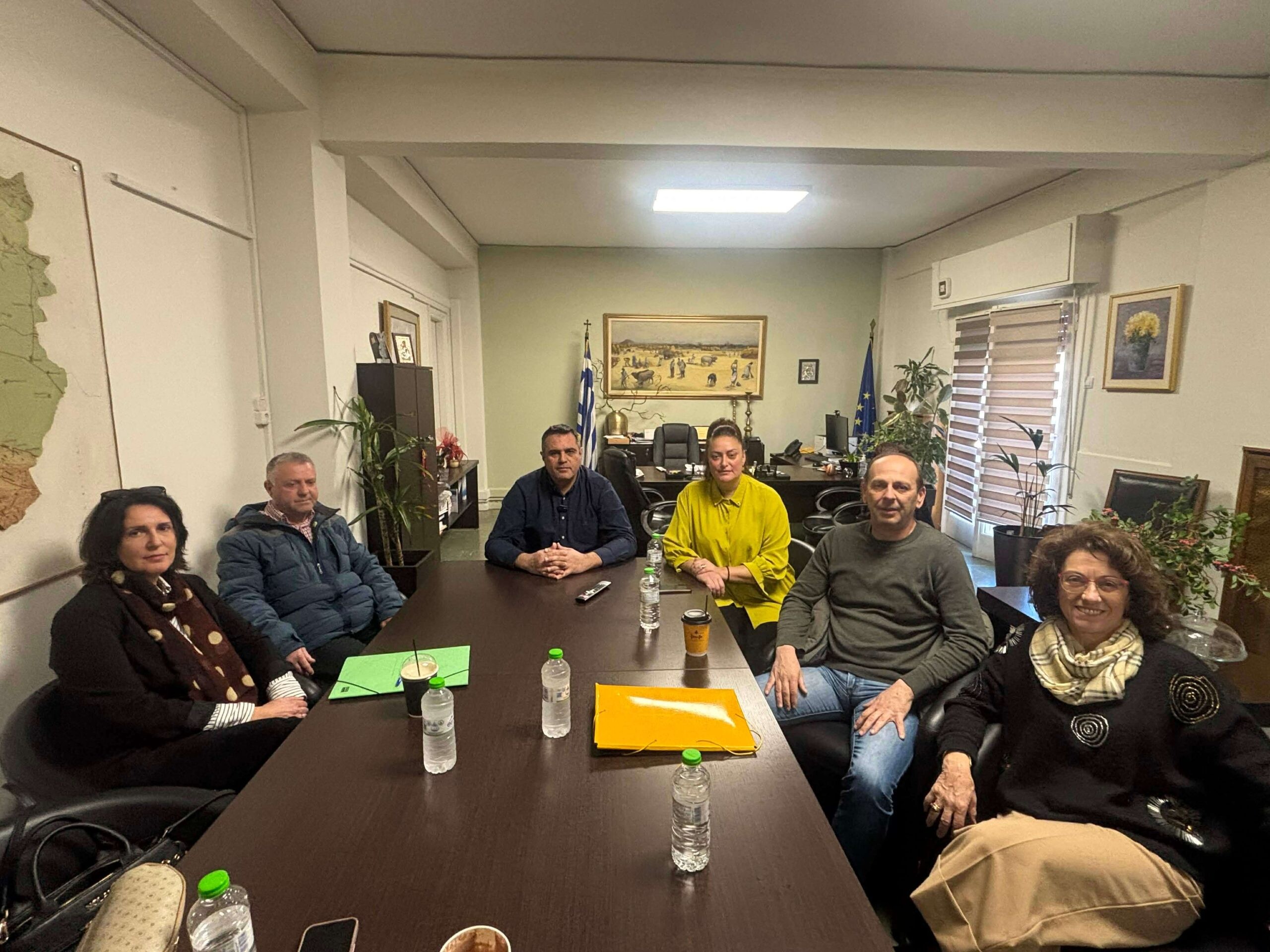 Περιφέρεια και Δήμος Καρδίτσας “θωρακίζουν” τη λειτουργία των λαϊκών αγορών