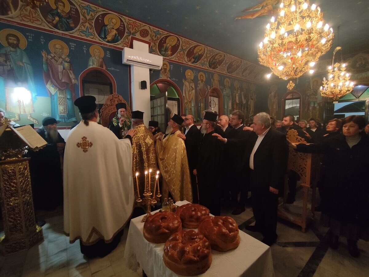 Λιτανεία της ιεράς εικόνος του Αγίου Δαμιανού στην Αγία Τριάδα και έναρξη του εορτασμού της μνήμης του