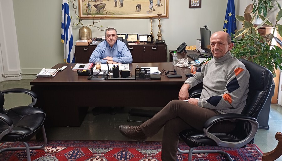 Συνάντηση Περιφερειάρχη Δημ. Κουρέτα με τον Δημοσιονομικό Ελεγκτή και πρώην Δήμαρχο Σοφάδων Μπ. Παπαδόπουλο
