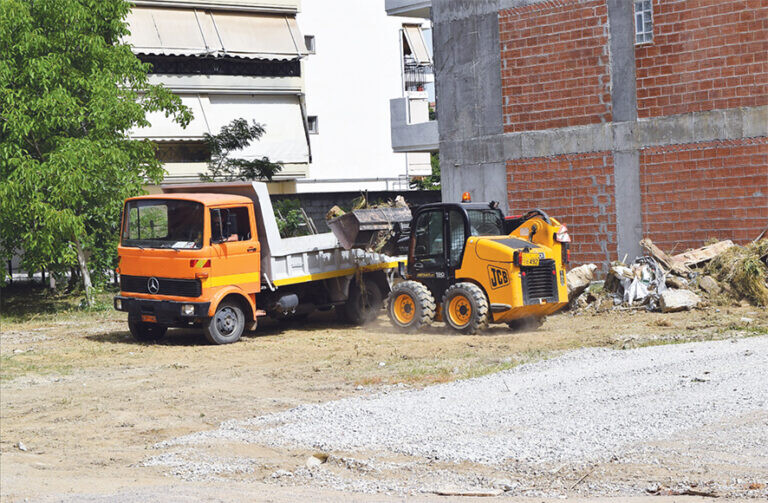 Το ζήτημα της στάθμευσης στη λογοδοσία της Δημοτικής Αρχής Καρδίτσας - δρομολογείται αξιοποίηση οικοπέδου στην Παλαιολόγου