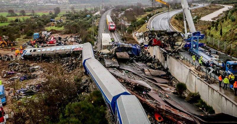 Συλλαλητήριο στην κεντρική πλατεία Καρδίτσας για τα Τέμπη στις 28 Φλαβάρη