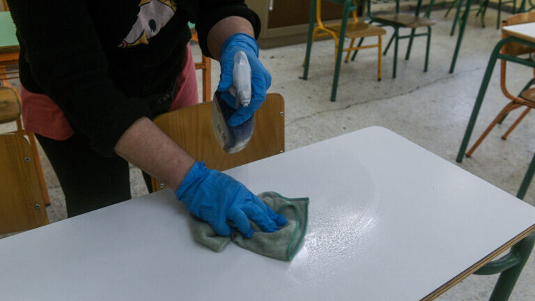 Επέκταση ωραρίου για σχολικές καθαρίστριες ενέκρινε το Δημοτικό Συμβούλιο Μουζακίου