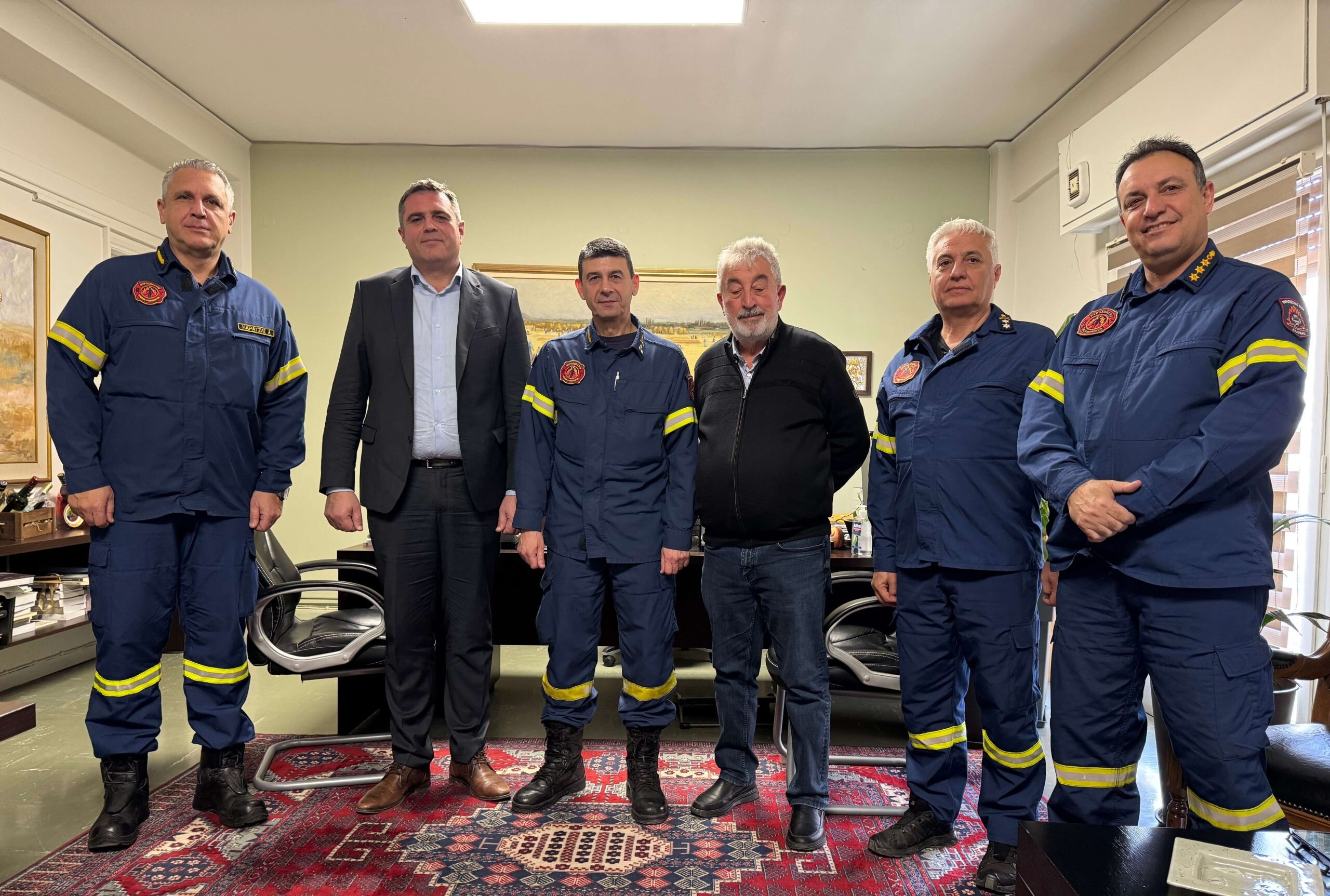 Εθιμοτυπική συνάντηση του Αντιπεριφερειάρχη Καρδίτσας με την Ηγεσία του Πυροσβεστικού Σώματος