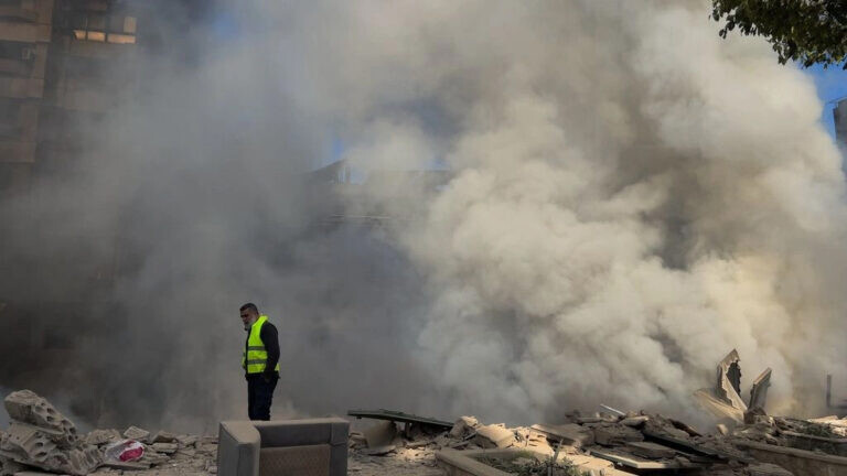 Στο νότιο Λίβανο Ισραηλινές δυνάμεις: «Η Χεζμπολάχ θα πληρώσει τις συνέπειες» - Εκρήξεις σε Τεχεράνη