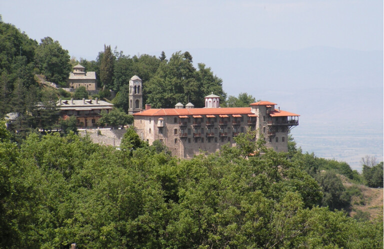 Ανατίθεται το έργο «Διασύνδεση περιπατητικών διαδρομών οικισμών με ιστορικά μοναστήρια, ΔΕ Πλαστήρα»