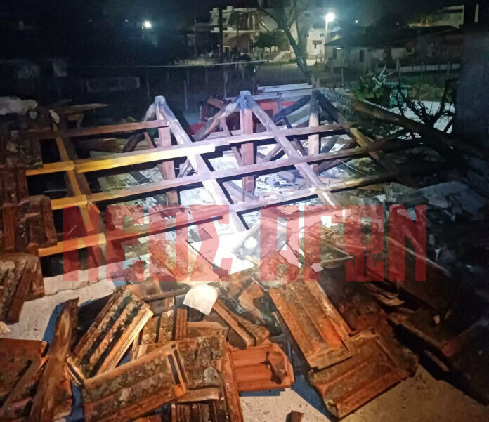 Συναγερμός για φωτιά σε σπίτι στους Σοφάδες-γλίτωσαν οι ένοικοι που απομακρύνθηκαν έγκαιρα (ΦΩΤΟ)